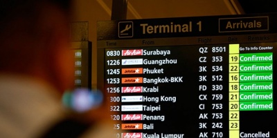 Indonesia reanud la bsqueda del avin de AirAsia desaparecido con 162 personas