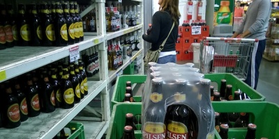 Sindicato de la bebida busca garantizar puestos laborales en la planta de Minas