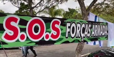 Simpatizantes de Bolsonaro piden intervenci�n militar tras triunfo de Lula