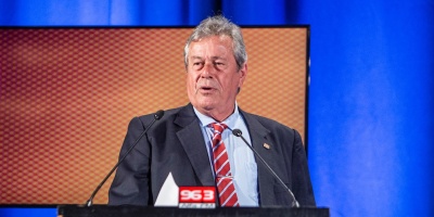 El intendente de Maldonado Enrique Ant�a dijo que entre 600 y 700 trabajadores del Punta Shopping quedar�n sin empleo