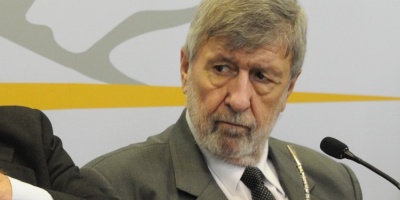 Muri� Julio Bar�ibar