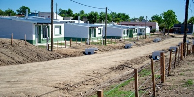 MVOT y Mevir entregaron llaves de soluciones habitacionales en Florida