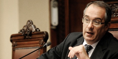 Mah�a critic� la ley que introdujo cambios en la conducci�n de la Universidad Tecnol�gica 