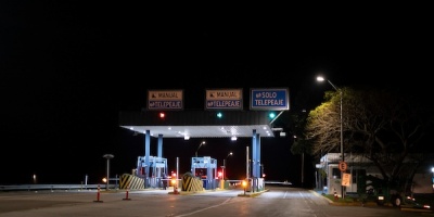 Reclaman la presencia de polic�as en los peajes