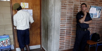 El Frente Amplio lidera las preferencias partidarias, segun encuesta