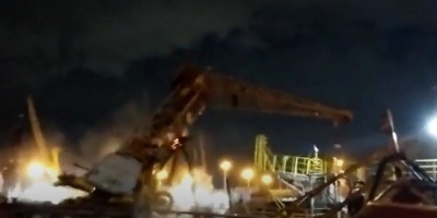 Hundimiento de un dique en el puerto de Montevideo provoc� ca�da de gr�as