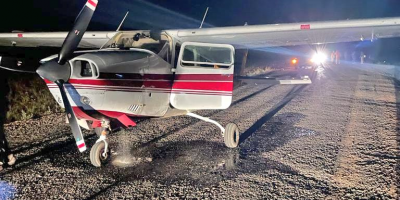 Detienen a tres personas e incautan drogas en una avioneta en Salto
