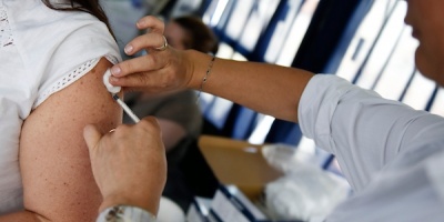 Comenz� la administraci�n de refuerzo complementario de la vacuna contra el Covid 19