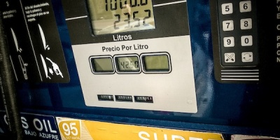 Estacioneros piden diferir la baja en precio de combustibles para el lunes 2 de enero