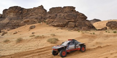 Rally/Dakar: La entrada en escena del temido desierto 'Empty Quarter' no causa estragos