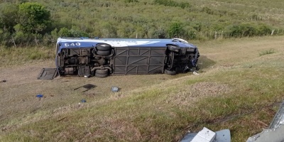 Una menor falleci� tras volcar �mnibus interdepartamental 