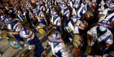 Tr�nsito afectado por armado de gradas y tareas de pintura para Desfile de Llamadas