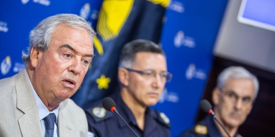 El ministro Luis Alberto Heber dijo que los cambios en la c�pula policial nada tienen que ver con otros asuntos que el ministerio tiene entre manos