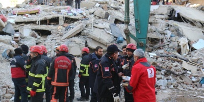 Terremoto: Turquía y Armenia abren su frontera por vez primera en 35 años para facilitar la ayuda por los terremotos