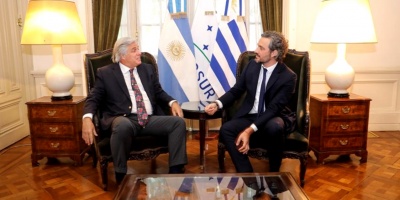 El Canciller Francisco Bustillo calific� de positiva la reuni�n que mantuvo en Buenos Aires con su par argentino