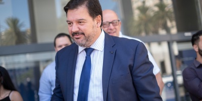 Adri�n Pe�a s� era licenciado