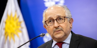 El ministro de Educaci�n y Cultura dijo que los conflictos en la ense�anza "no los trae el gobierno, los traen los sindicatos"