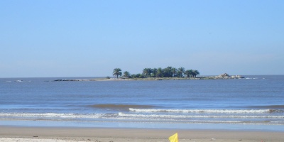 Inauguraron una Escuela de Mar en la playa Malv�n