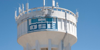 Ose bombea agua hacia el r�o Santa Lucia que presenta cortes en su cause para garantizar el abasteciendo de la ciudad de Minas 