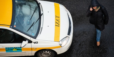 Paro de taxis y mnibus por la muerte de dos taxistas