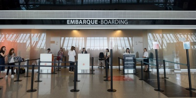 Los controladores a�reos levantaron medidas que iban a afectar despegues en Semana de Turismo