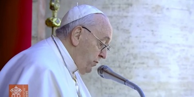 El Papa sale del hospital: "Sigo todav�a vivo"