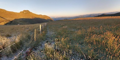 Declaran alerta naranja por el aumento de actividad del volc�n Nevado del Ruiz, en Colombia
