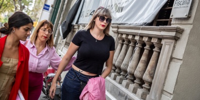 Vandalizaron entrada de la casa de la militantes nacionalista Romina Celeste, donde lanzaron basura e hicieron pintadas