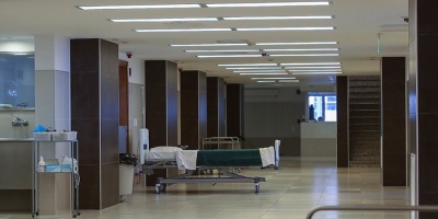 Trabajador de 36 a�os delicado luego de sufrir la explosi�n de un extintor.