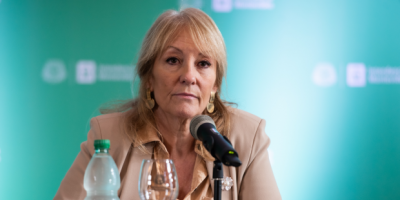 La intendente Carolina Cosse dijo que un �problema estructural en el desag�e� gener� la inundaci�n en la avenida Fern�ndez Crespo