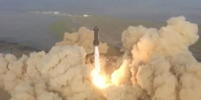 El supercohete con Starship explota a los 4 minutos del despegue