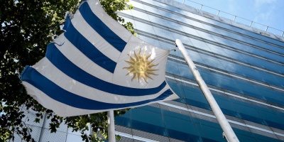 Suben nota de deuda uruguaya.