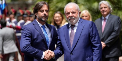 El presidente Lacalle Pou acept� la invitaci�n de su par de Brasil para un encuentro de mandatarios de la regi�n en Brasilia