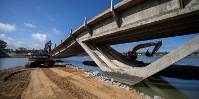 Intendencia de Maldonado estudia dos anteproyectos para la reparaci�n definitiva del Puente 2 de La Barra