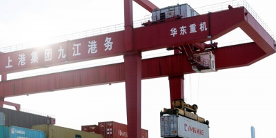 Las exportaciones chinas frenaron su crecimiento al 8,5% en abril por la debilidad de la economía mundial