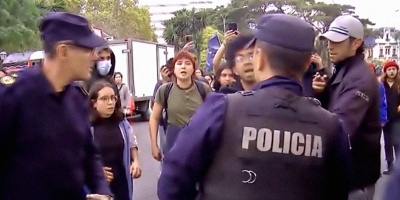 El presidente del Codicen de la ANEP pidi� al los partidos pol�ticos que no tomen a la educaci�n de reh�n