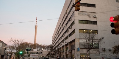 La oposici�n pide "levantar la mirada del charco" en el tema agua potable.