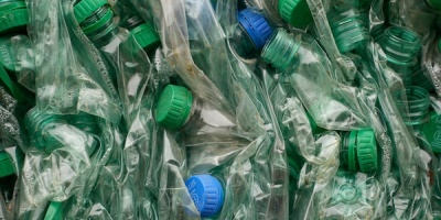 Ferias de Montevideo, se recibir�n bidones, botellas de pl�stico, cart�n y latas