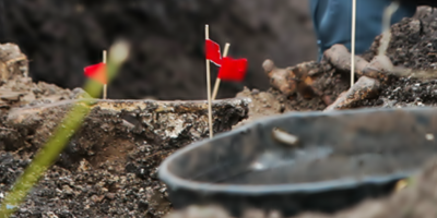 Encuentran piezas �seas en el Batall�n 14, en excavaciones destinadas a ubicar restos de detenidos desaparecidos