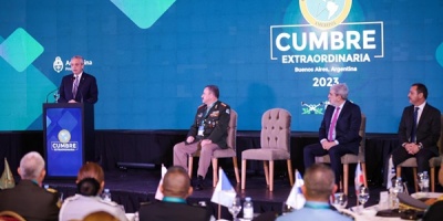 El presidente argentino pide a los pa�ses de la regi�n crear un mecanismo para combatir el crimen organizado