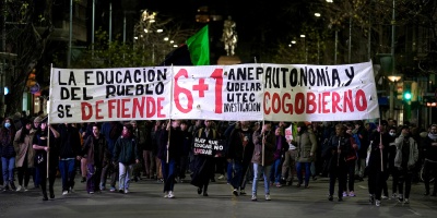 Los sindicatos de la educaci�n analizan realizar una movilizaci�n nacional con paro de 24 horas