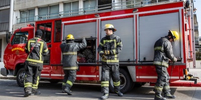 Una persona falleci� y otra result� lesionada tras incendiarse su casa en Barros Blancos