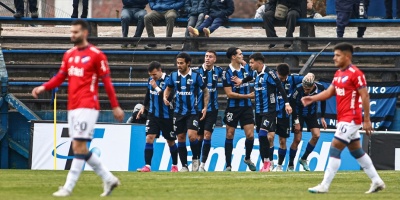 La tarde so�ada: Liverpool gole� a  Nacional 3-0 en Belvedere 