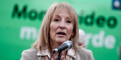 La intendente de Montevideo dijo "nunca m�s fascismo en el Uruguay" al ser consultada por los 50 a�os del golpe de Estado