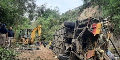 Ascienden a 29 los muertos al volcar una autob�s en Oaxaca, M�xico