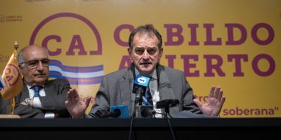 Cabildo Abierto juntar� firmas para un plebiscito sobre reestructuraci�n de deudas y usura