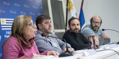 Frente Amplio de Montevideo: El gobierno nacional tiene una �indolente� y �porfiada pol�tica� de no ser transparente con la informaci�n.