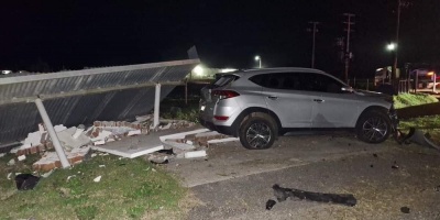 Cuatro fallecidos fue el saldo de dos siniestros de tr�nsito ocurridos en Rocha y Colonia.