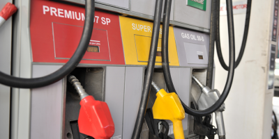Aumenta el precio de la nafta $1,50 por litro, el del gasoil y el superg�s se mantienen sin cambios