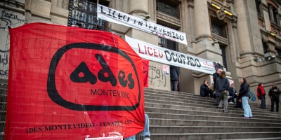 Las autoridades de la ense�anza se reunir�n la pr�xima semana en una mesa tripartita con el n�cleo sindical de docentes del IAVA